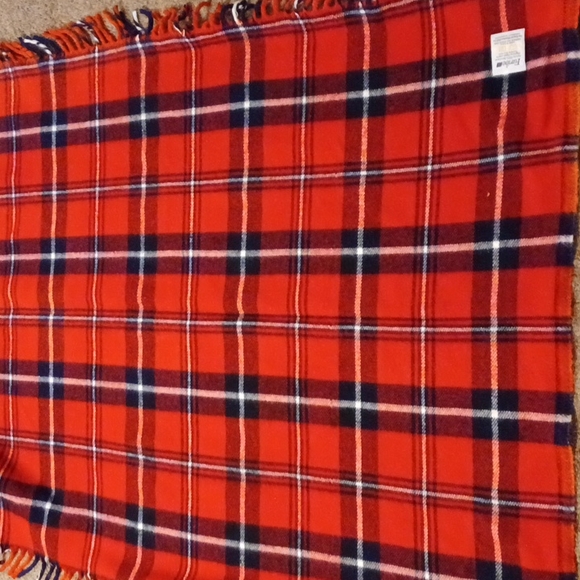Faribo Made in U.S.A. Orange/Black/White Plaid 100% Arcrylic Throw Scarf Blanket - Picture 2 of 7